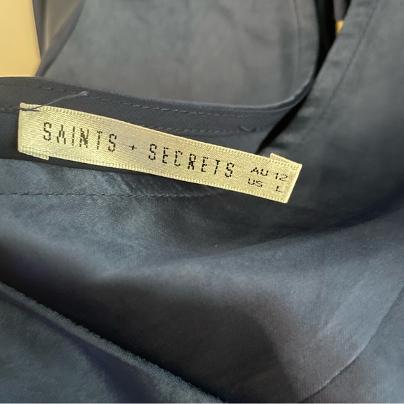 Saints + Secrets Blue Satin Long-sleeved Mini Dress Size Large - Picture 6 of 12